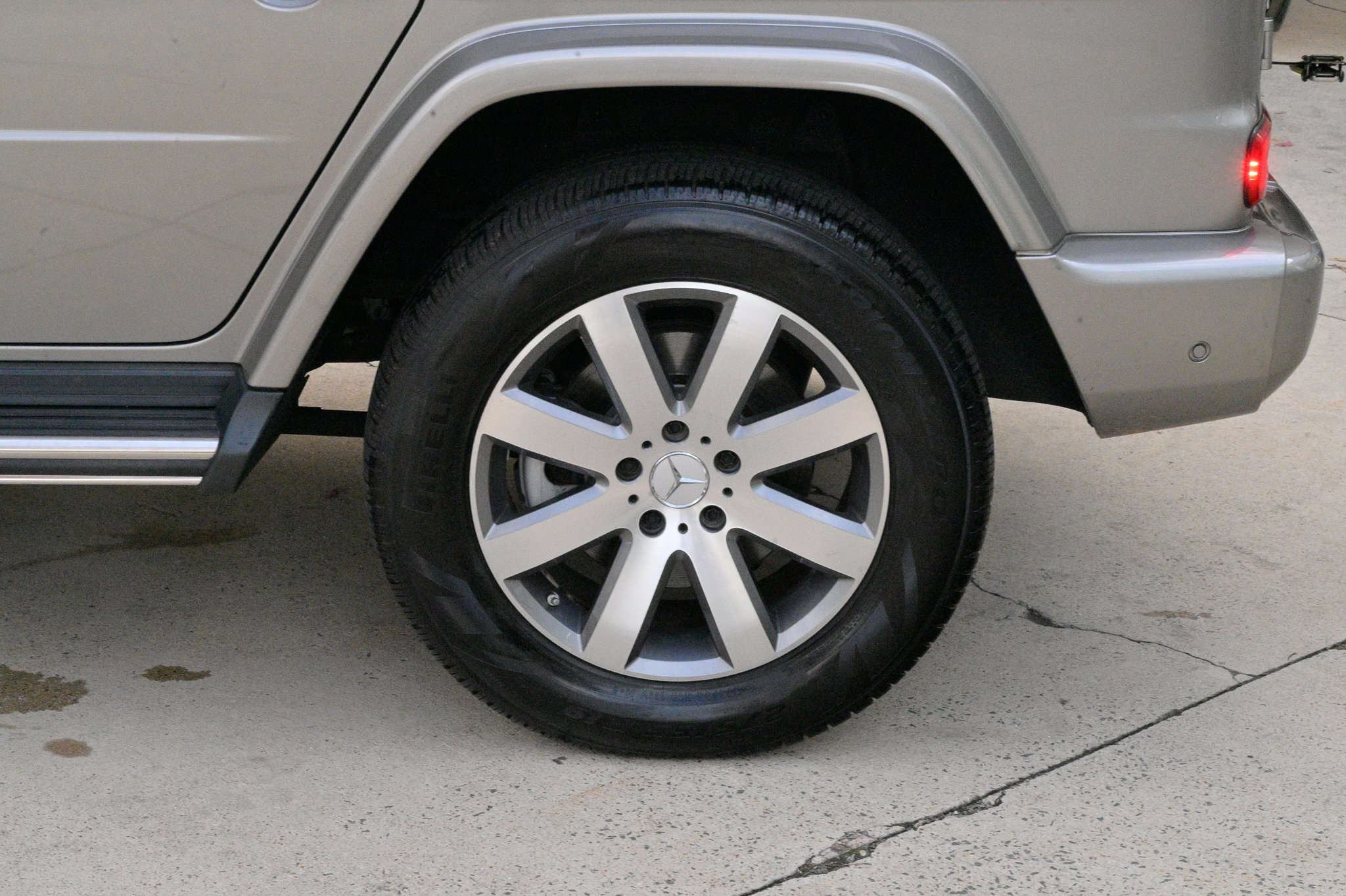 Used 2021 Mercedes-Benz G 550 image 10