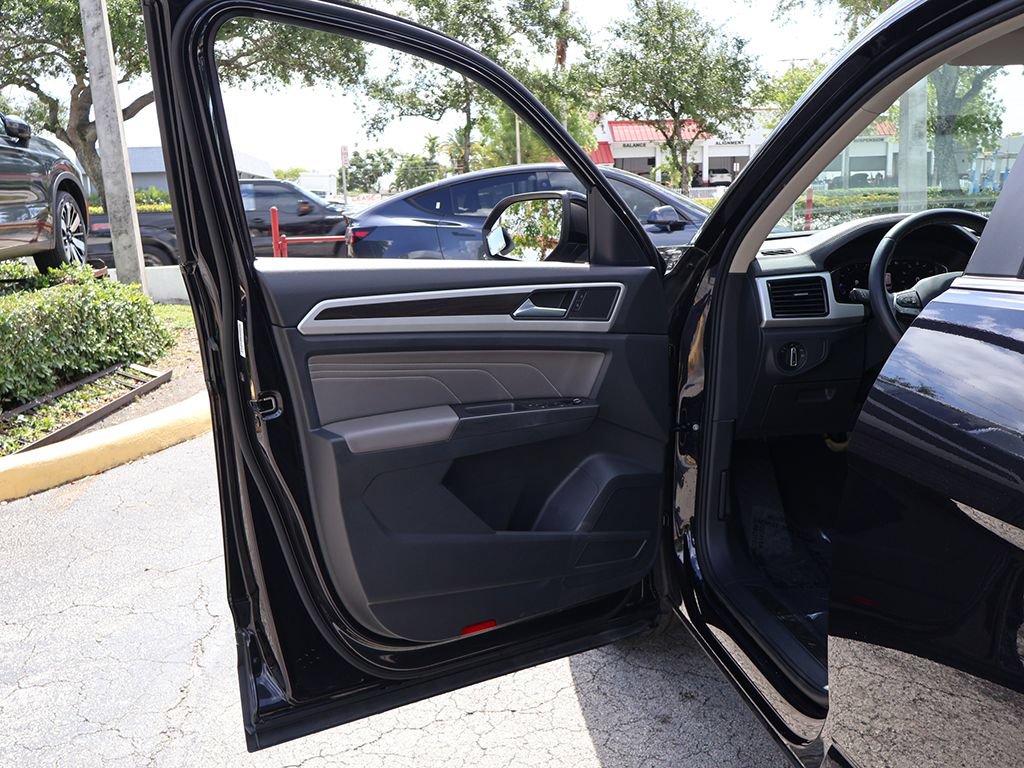Used 2022 Volkswagen Atlas SE AWD/4WD image 16