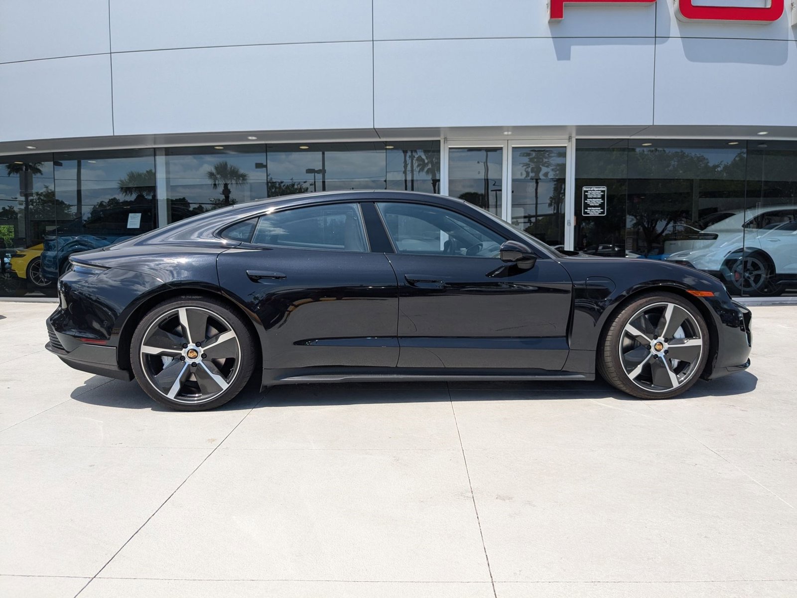 New 2023 Porsche Taycan Turbo AWD/4WD image 8