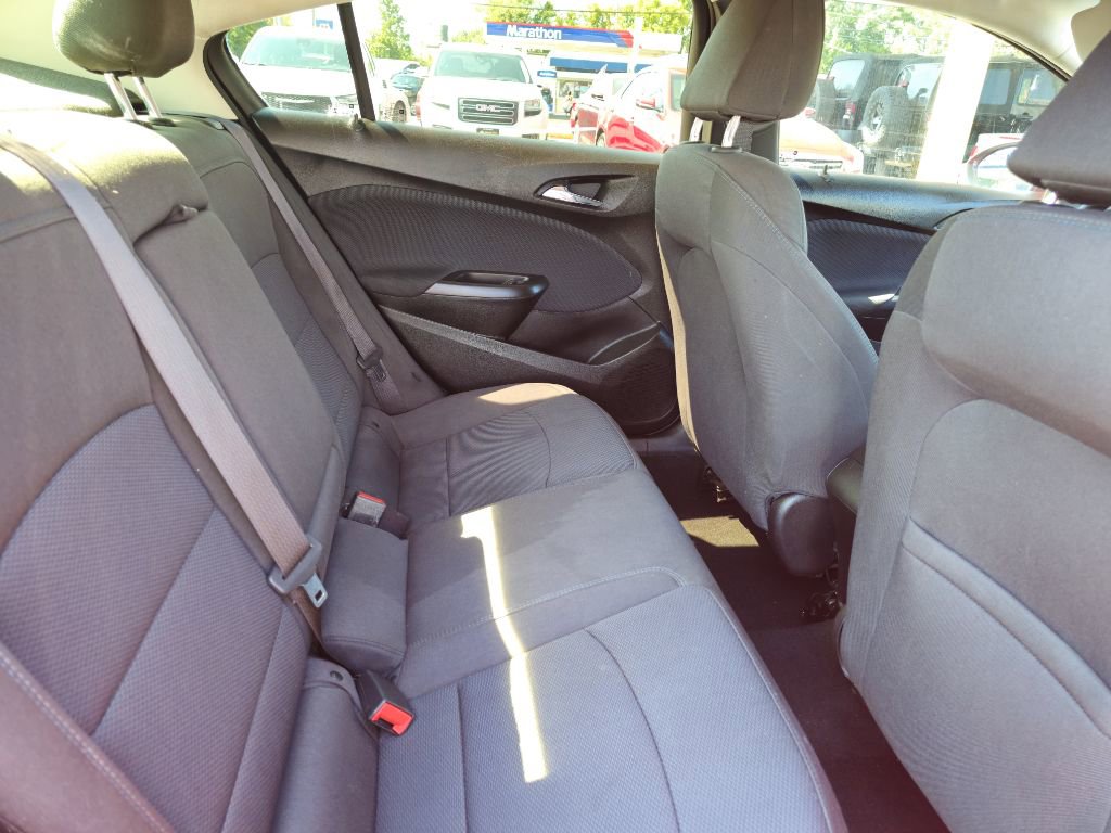 Used 2017 Chevrolet Cruze LT image 59