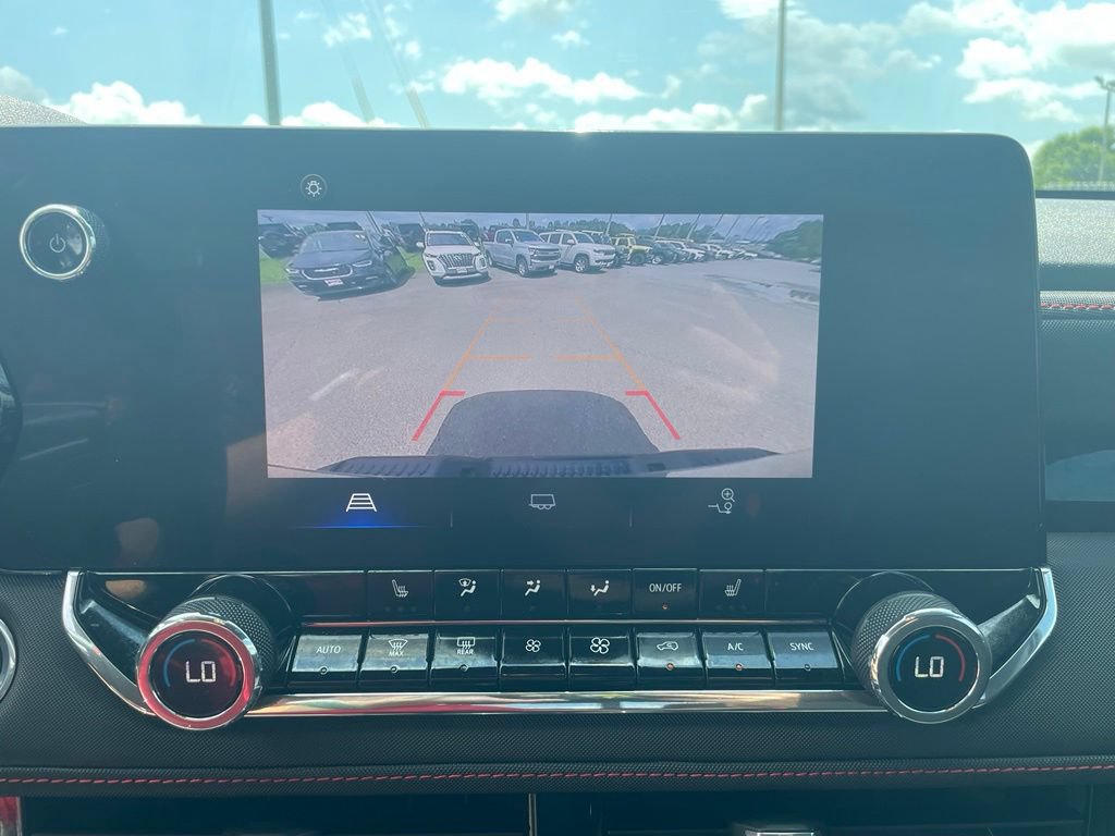 Used 2023 Chevrolet Colorado Z71 w/ Z71 Convenience Package 2 AWD/4WD image 6
