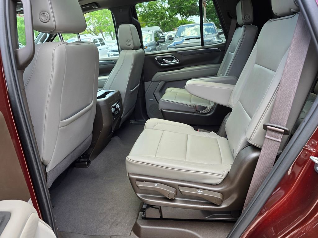 Used 2023 GMC Yukon SLT w/ Max Trailering Package AWD/4WD image 27