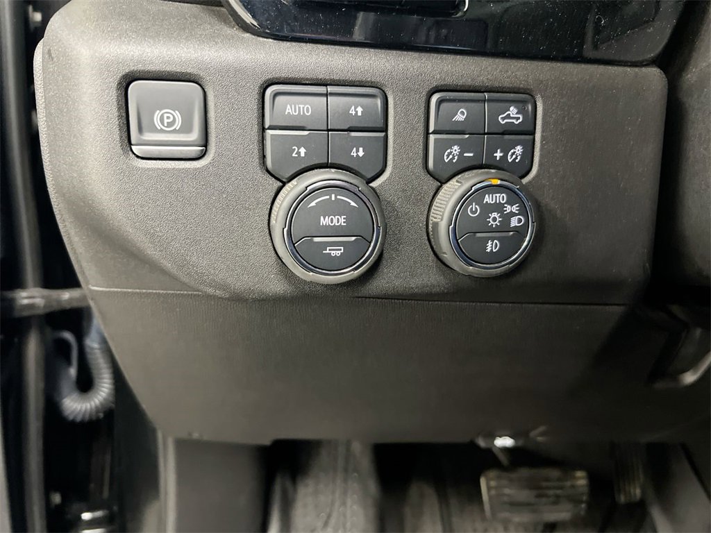 Used 2025 Chevrolet Silverado 2500 High Country w/ Technology Package image 18