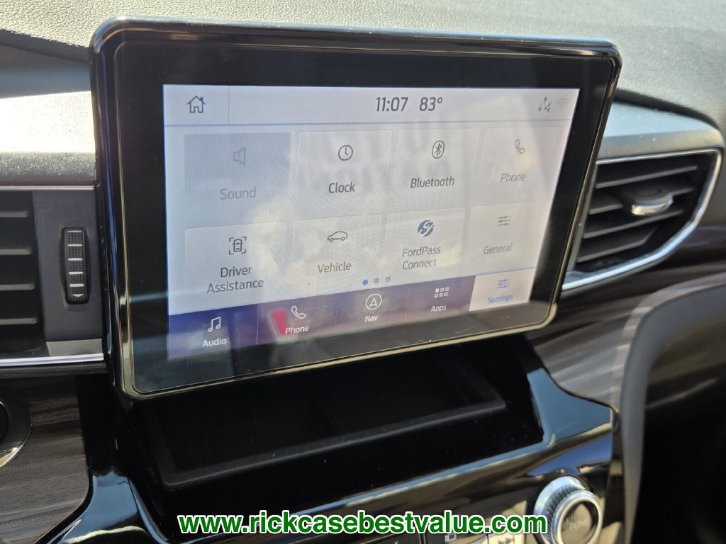 Used 2021 Ford Explorer Limited w/ Equipment Group 301A RWD image 21
