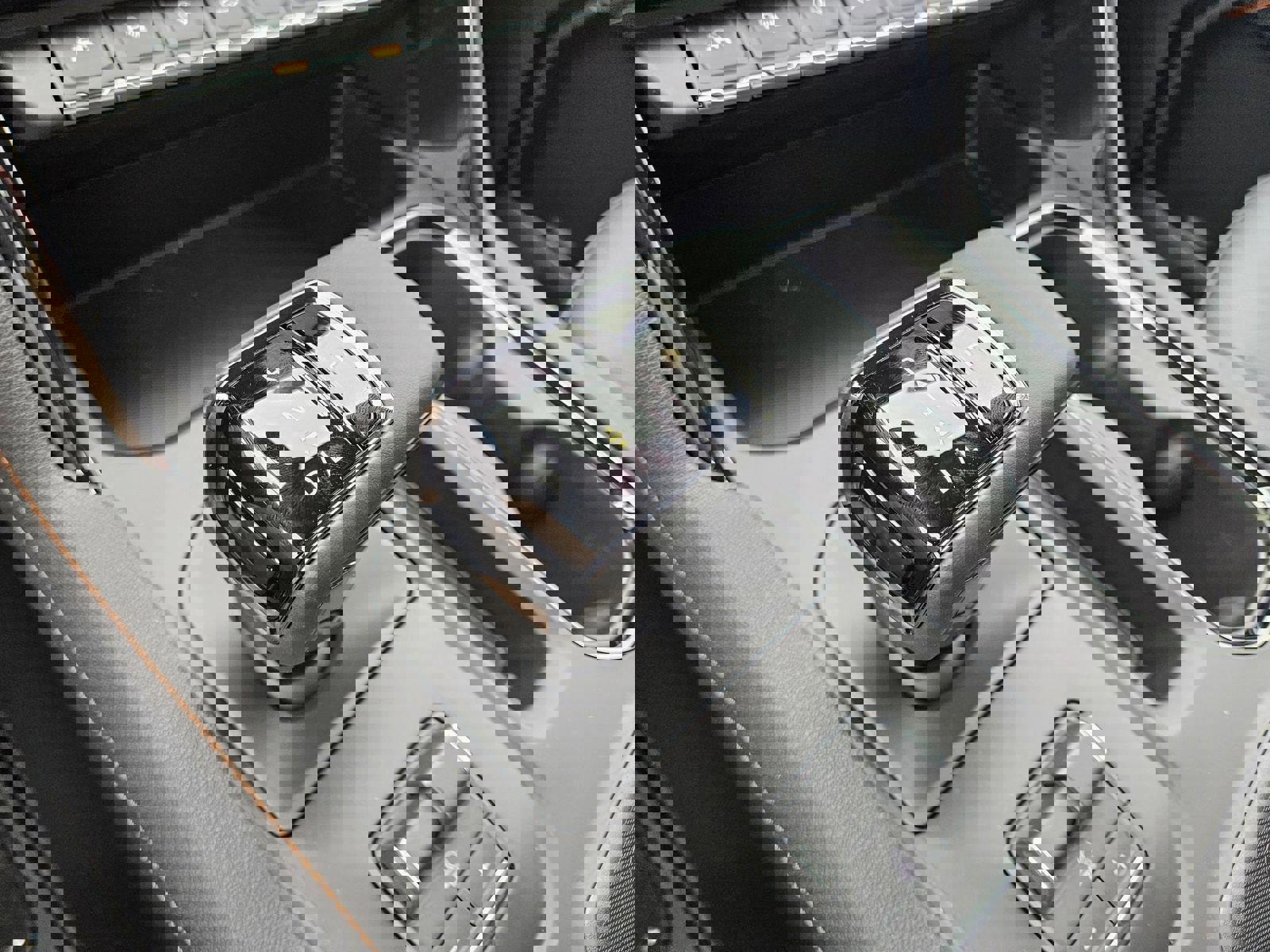 New 2026 GMC Sierra 1500 AT4 w/ LPO, Black Badging Package image 19