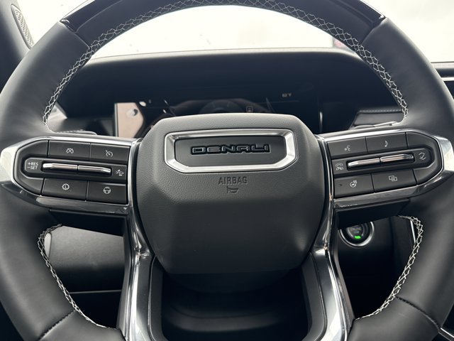 New 2026 GMC Acadia Denali w/ Super Cruise Package FWD image 23