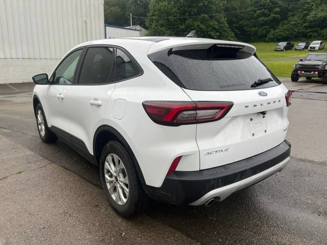 Used 2025 Ford Escape Active AWD/4WD image 8