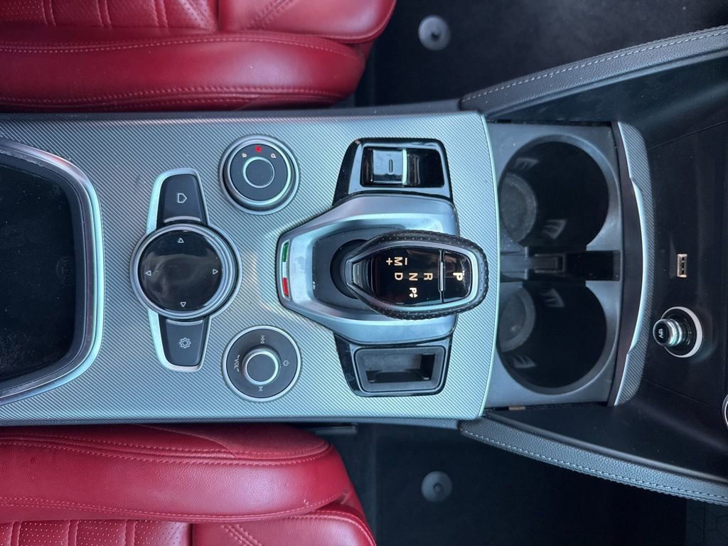 Used 2022 Alfa Romeo Stelvio Veloce image 37
