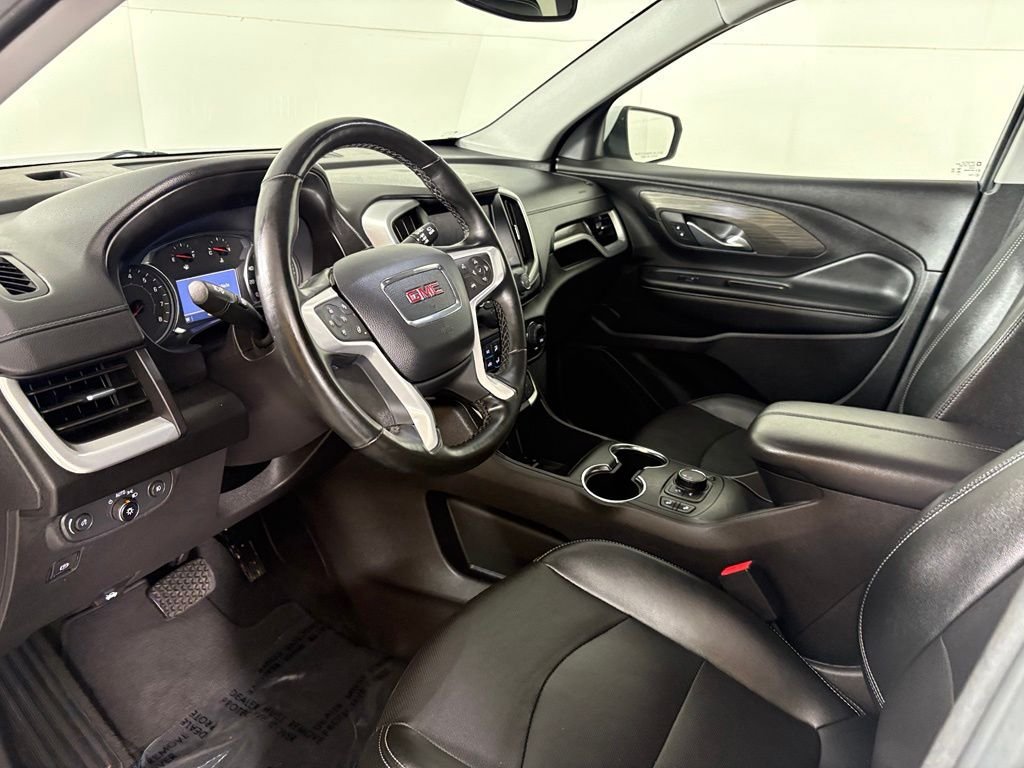 Used 2024 GMC Terrain SLT FWD image 21