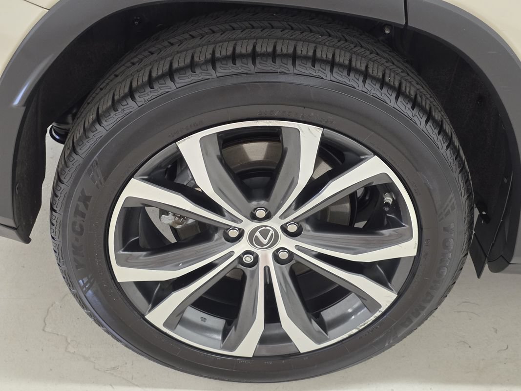 Used 2018 Lexus RX 450h AWD w/ Premium Package image 53