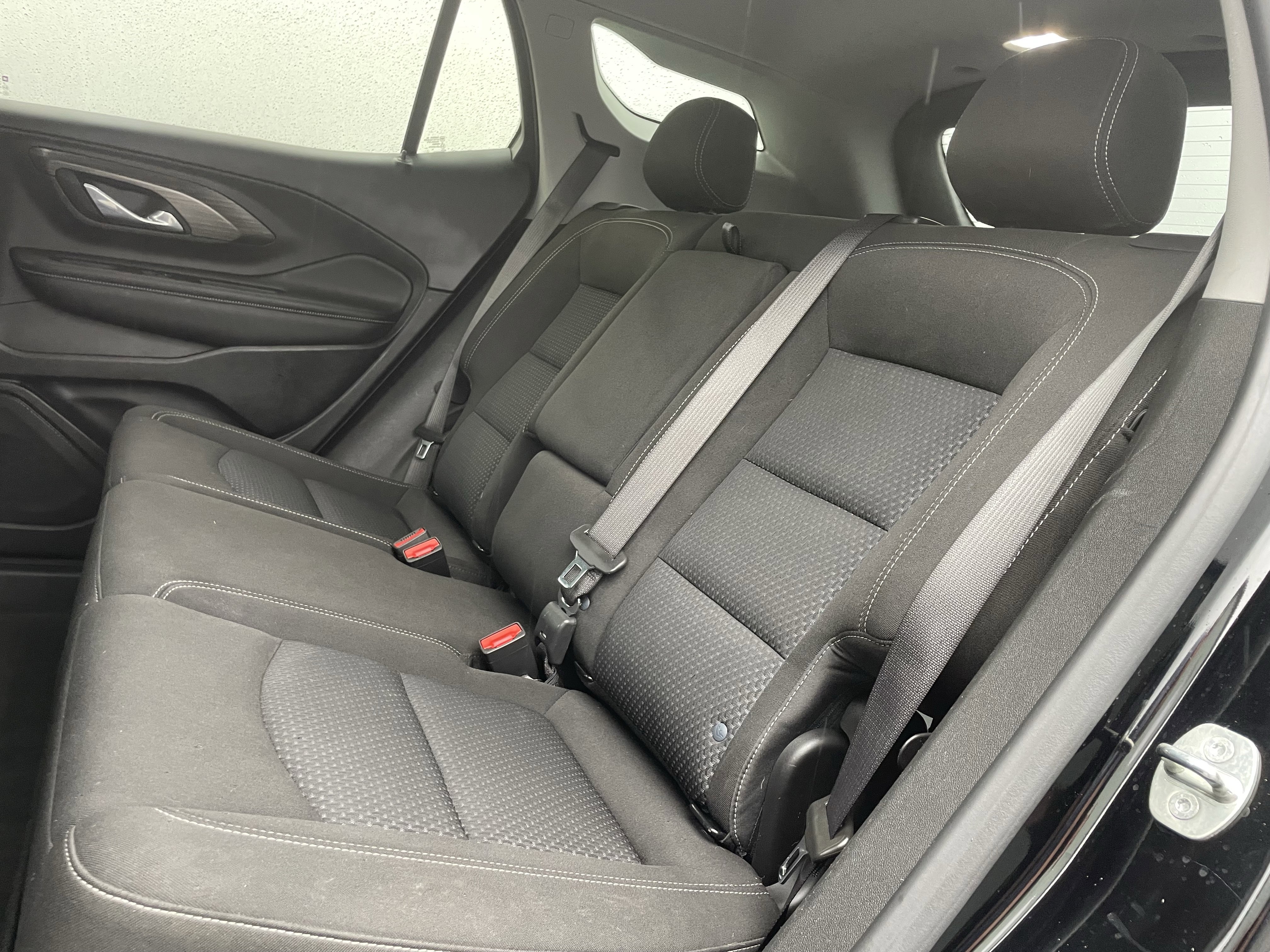 Used 2023 GMC Terrain SLE w/ Driver Convenience Package AWD/4WD image 13
