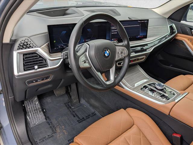 Used 2024 BMW X7 xDrive40i w/ Parking Assistance Package AWD/4WD image 10