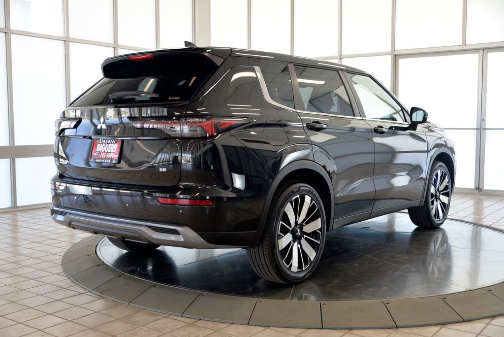 Used 2026 Mitsubishi Outlander SE AWD/4WD image 9