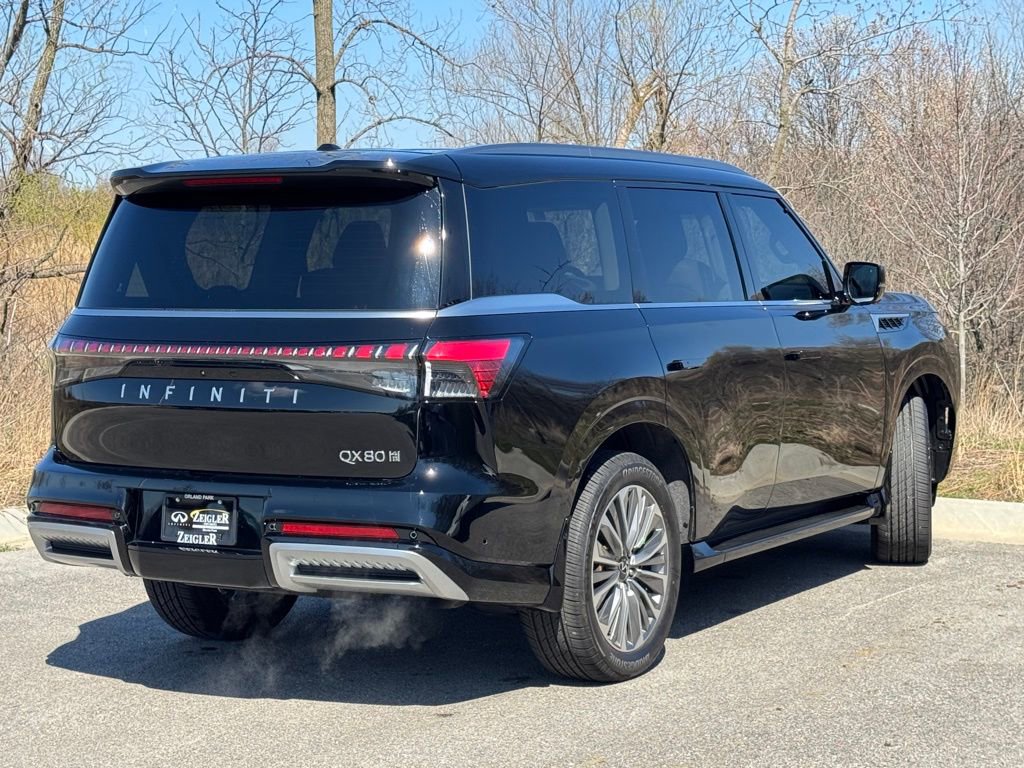 Certified 2026 INFINITI QX80 Luxe w/ Cargo Package AWD/4WD image 6