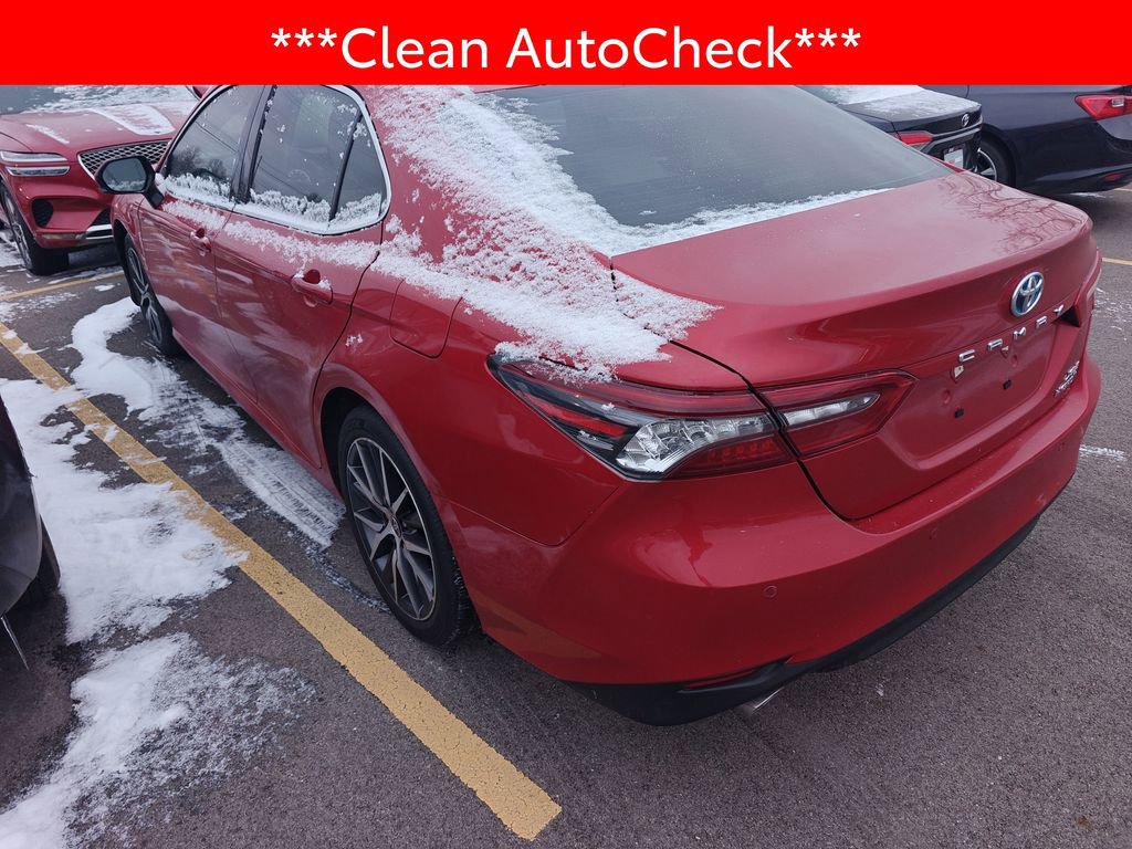 Used 2023 Toyota Camry XLE w/ Navigation Package image 4
