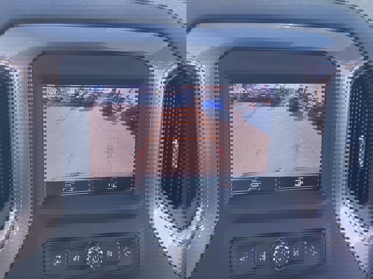 Used 2025 Chevrolet Silverado 1500 Custom image 24