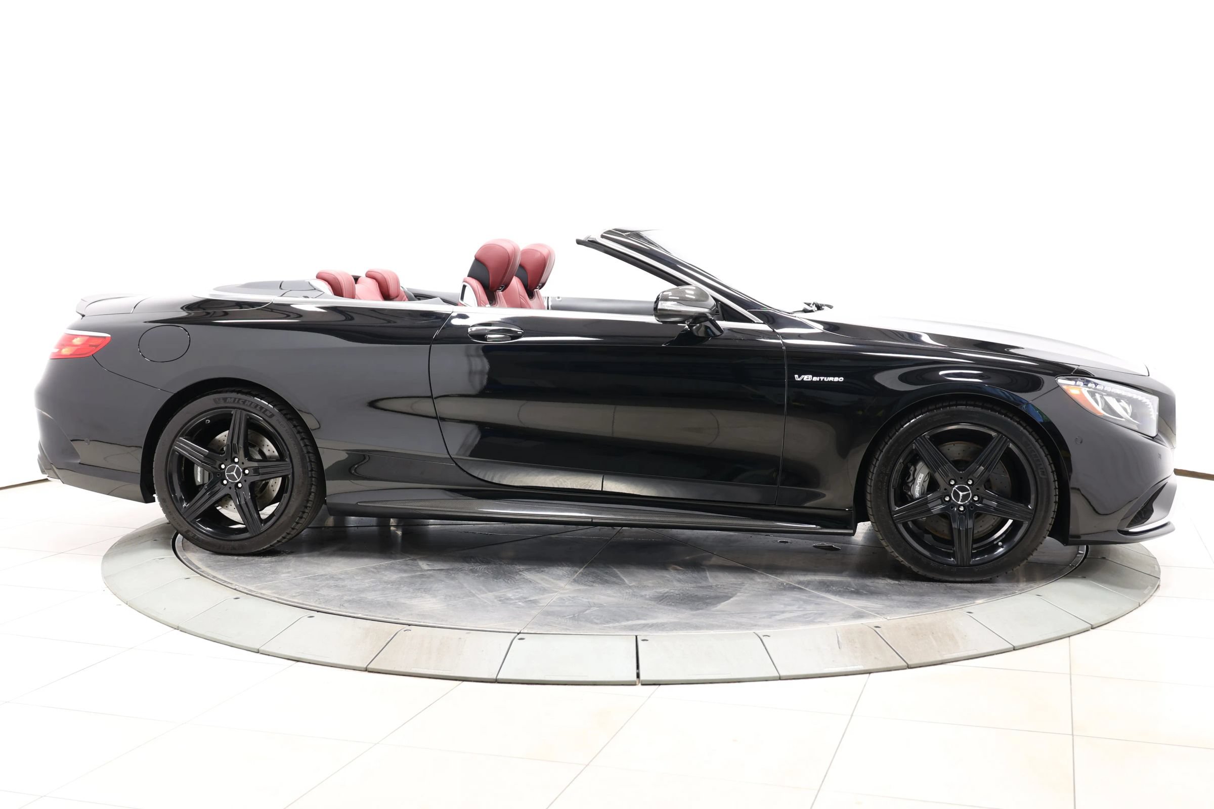 Used 2017 Mercedes-Benz S 63 AMG 4MATIC Cabriolet w/ Carbon Fiber Package image 69