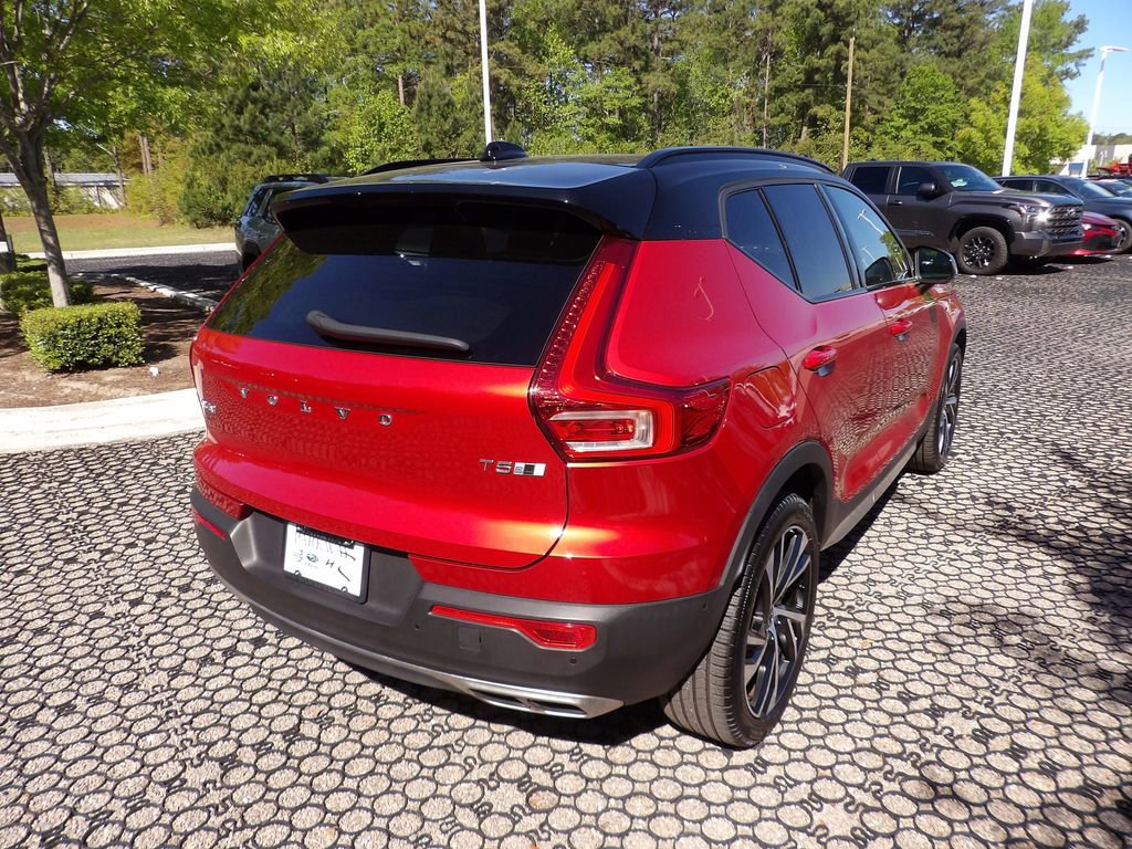 Used 2019 Volvo XC40 T5 R-Design AWD/4WD image 5