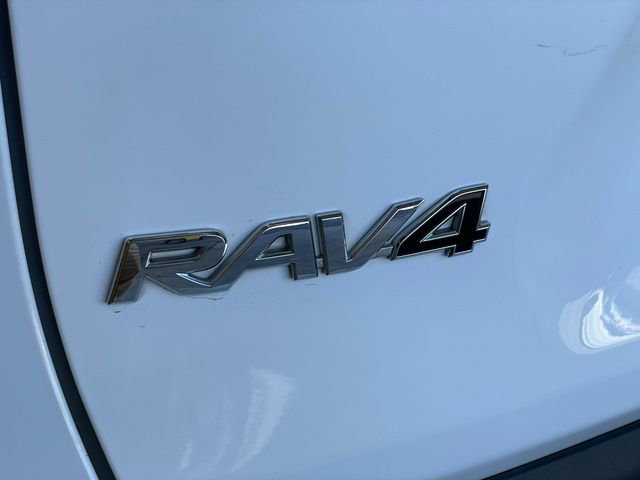 Used 2021 Toyota RAV4 XLE FWD image 42