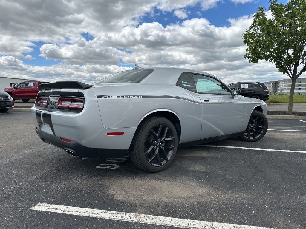 Used 2021 Dodge Challenger SXT w/ Plus Package RWD image 9