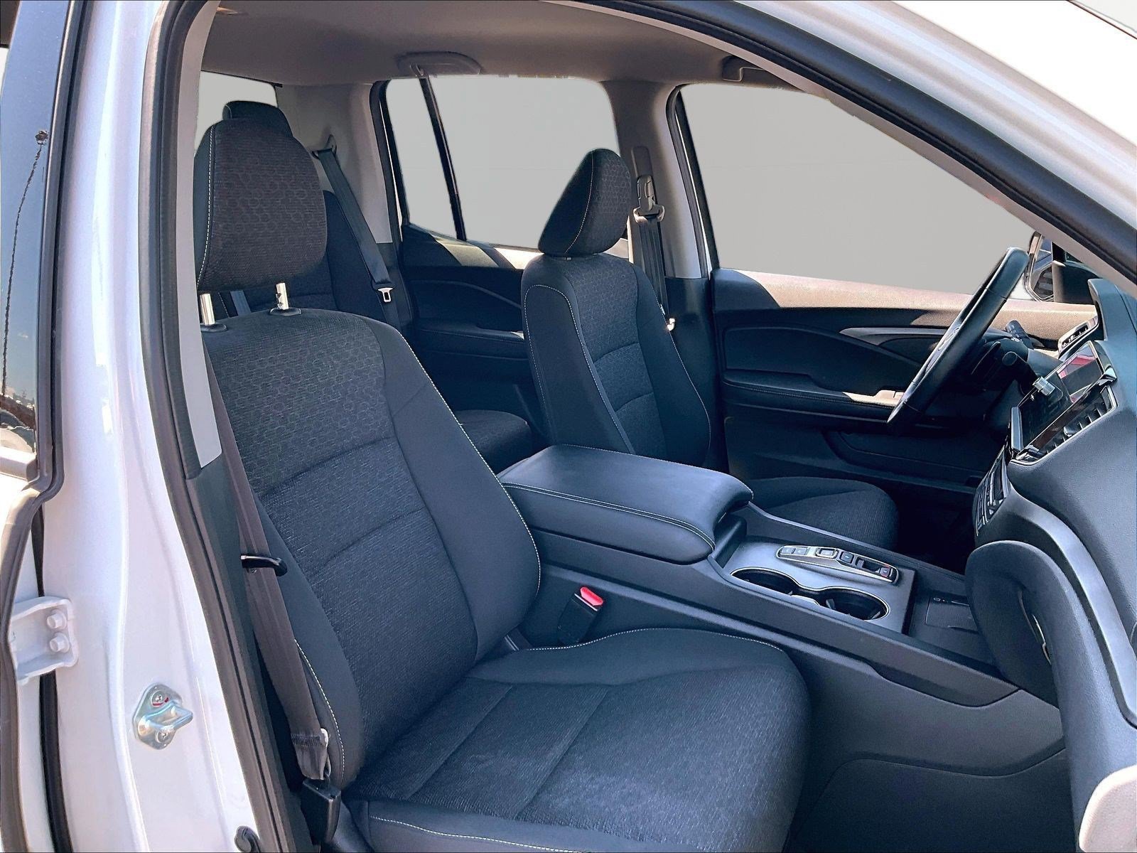 Used 2024 Honda Ridgeline Sport image 29