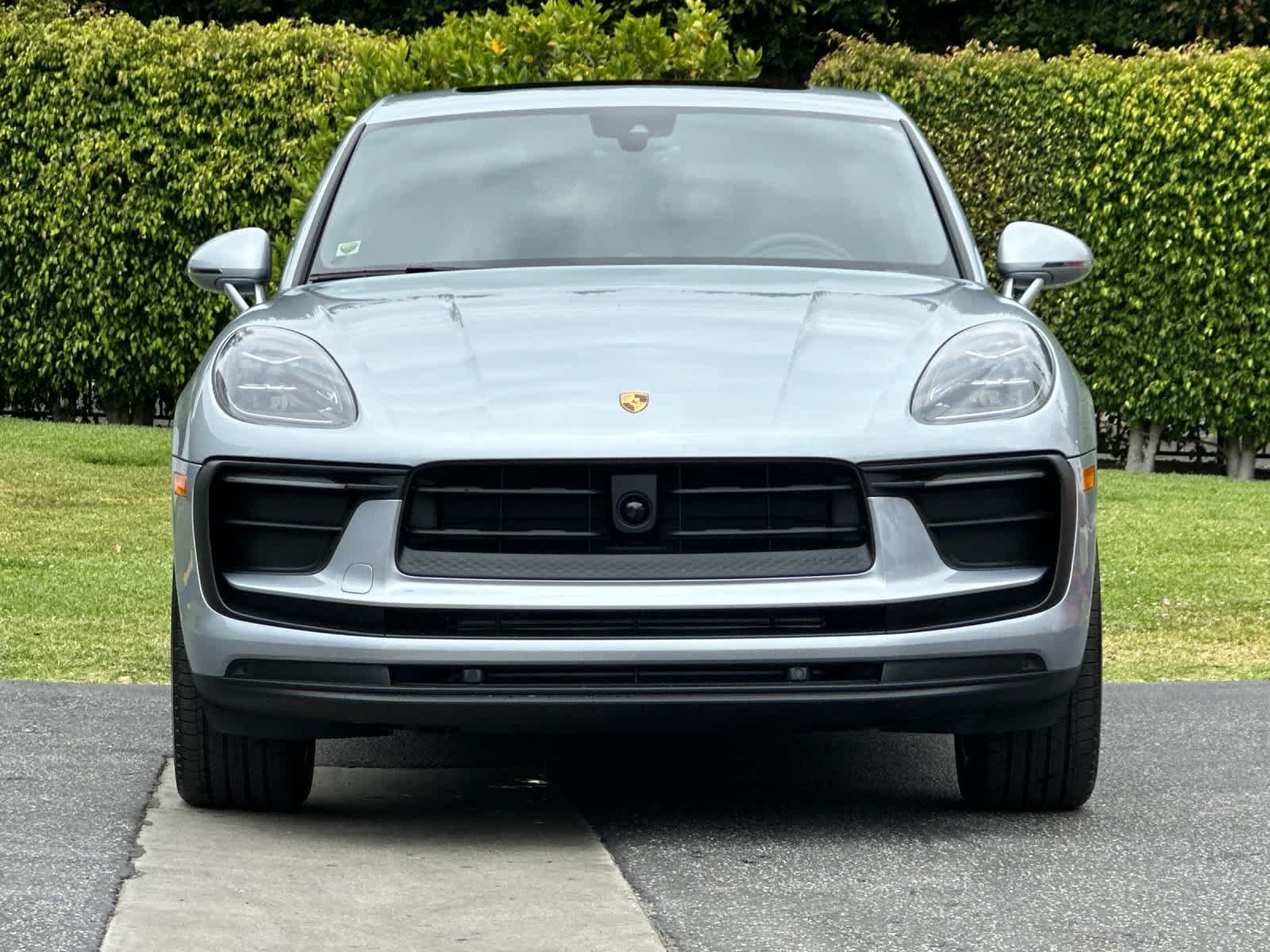 New 2026 Porsche Macan AWD/4WD image 11