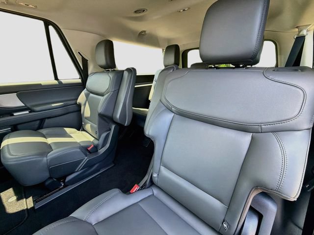 New 2026 Ford Expedition Max Active AWD/4WD image 19