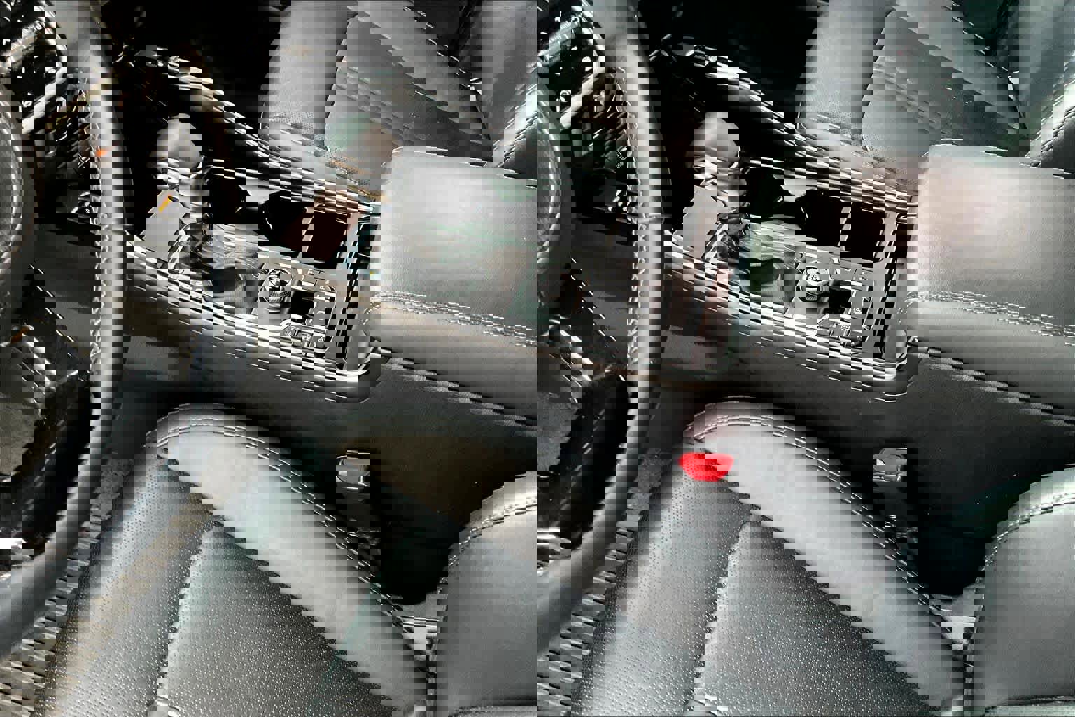 Used 2023 Kia Sorento EX w/ Panoramic Sunroof Package image 15