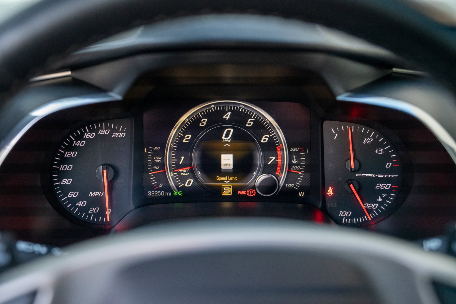 Used 2015 Chevrolet Corvette Stingray Coupe w/ 3LT Preferred Equipment Group image 15