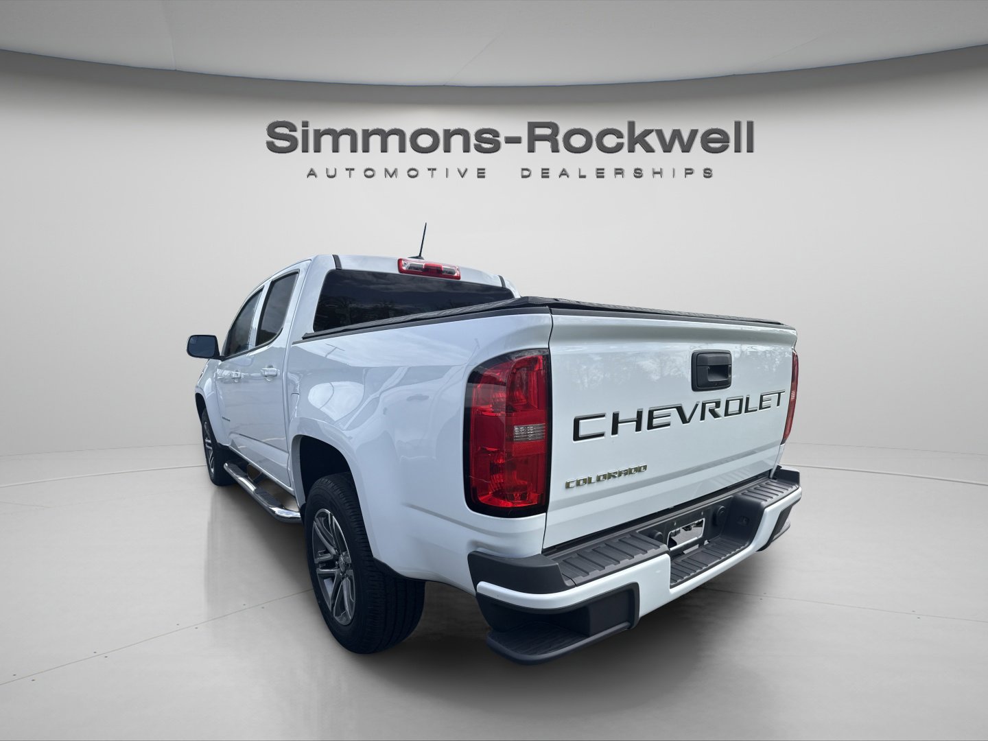 Used 2022 Chevrolet Colorado W/T w/ Custom Special Edition RWD image 3
