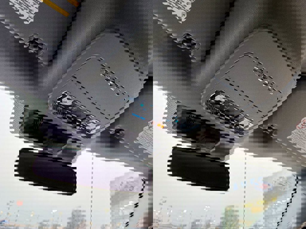 New 2026 Ford F250 Lariat w/ Black Appearance Package image 30