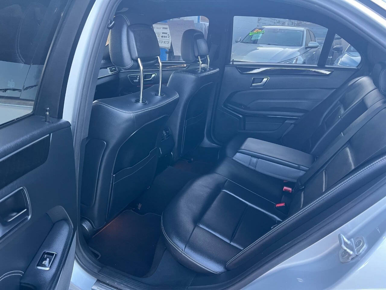 Used 2016 Mercedes-Benz E 350 4MATIC Sedan image 15