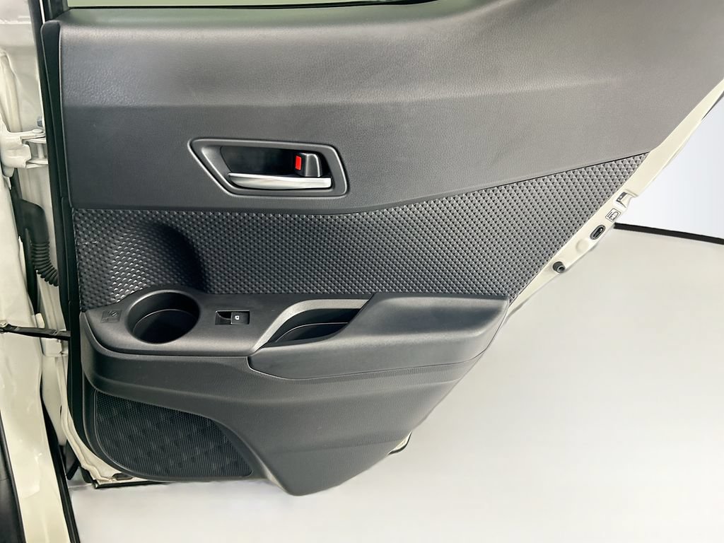 Used 2019 Toyota C-HR XLE FWD image 25