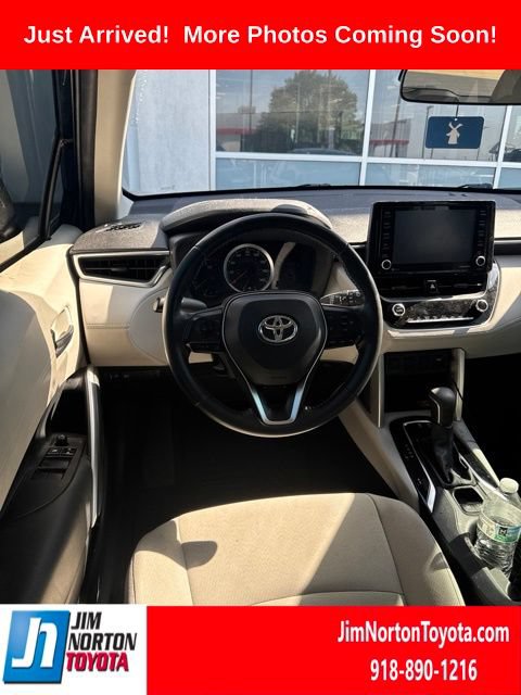 Used 2022 Toyota Corolla Cross LE FWD image 6