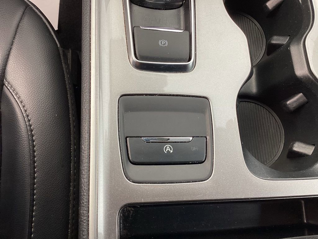 Used 2024 Ford Edge SEL image 32