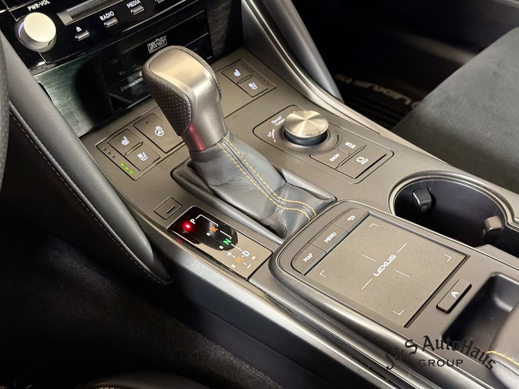 Used 2025 Lexus IS 500 RWD image 21