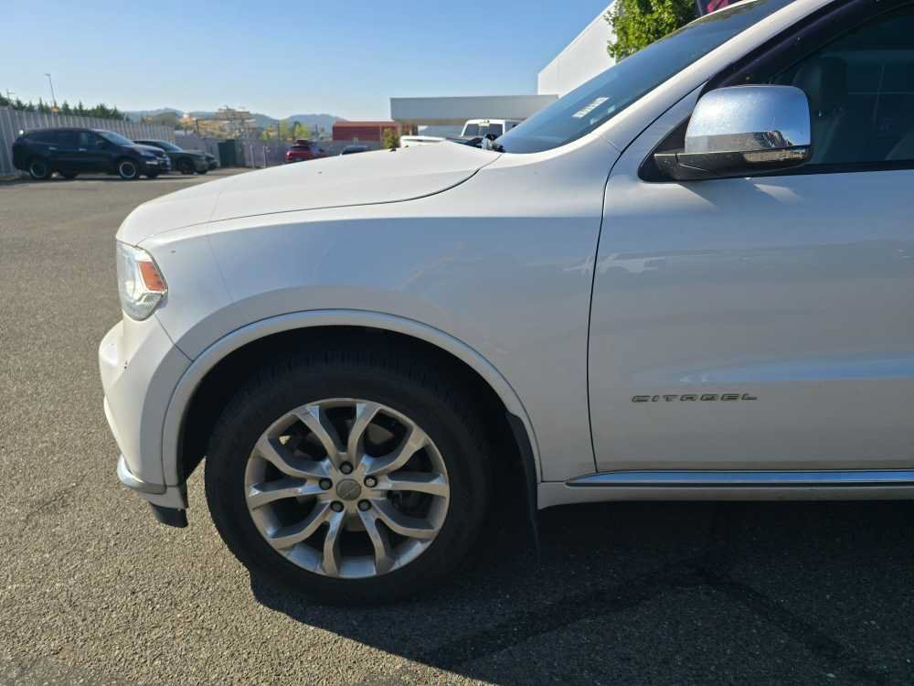 Used 2017 Dodge Durango Citadel w/ Technology Group AWD/4WD image 13