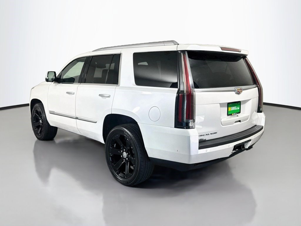 Used 2019 Cadillac Escalade Platinum AWD/4WD image 7