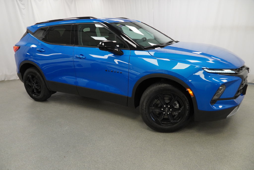 New 2026 Chevrolet Blazer LT w/ Convenience Package AWD/4WD image 6