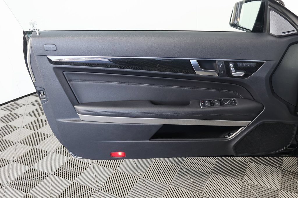 Used 2015 Mercedes-Benz E 400 Cabriolet image 11