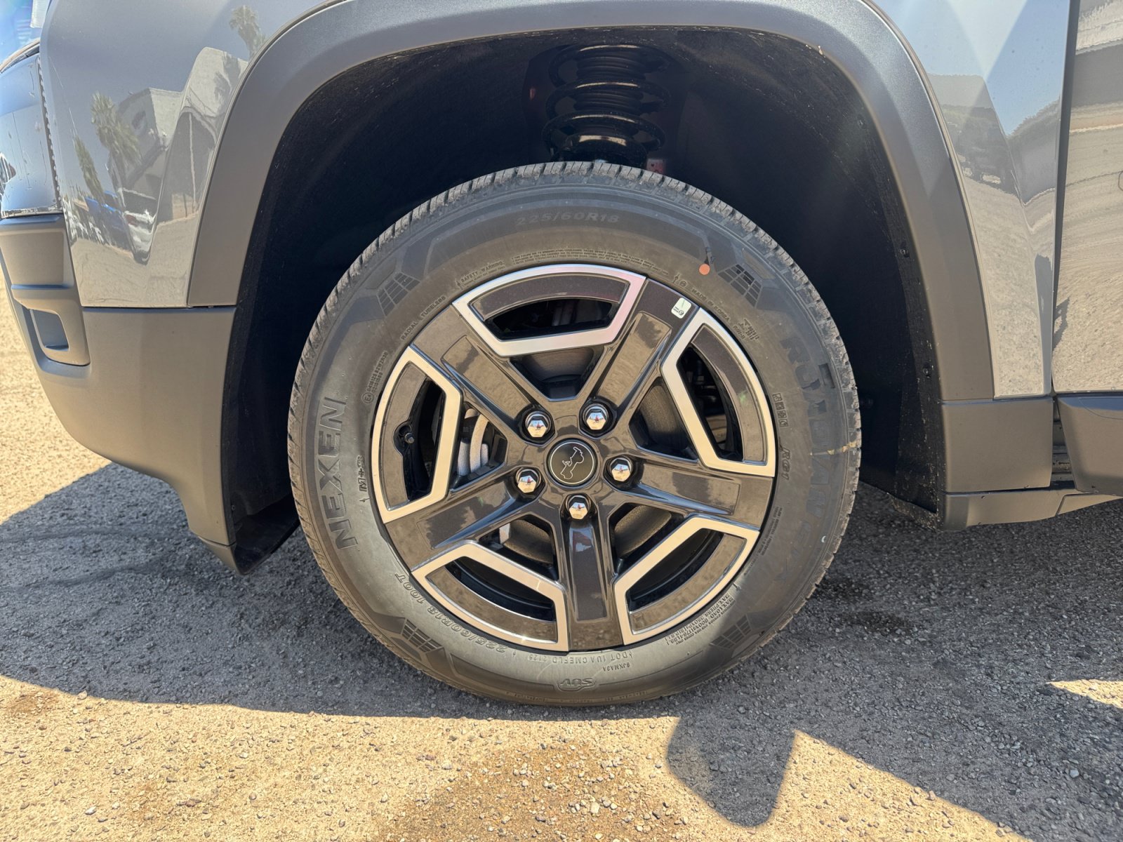 New 2026 Jeep Cherokee Laredo AWD/4WD image 26