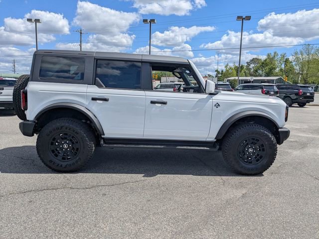 New 2026 Ford Bronco Outer Banks w/ Sasquatch Package image 3
