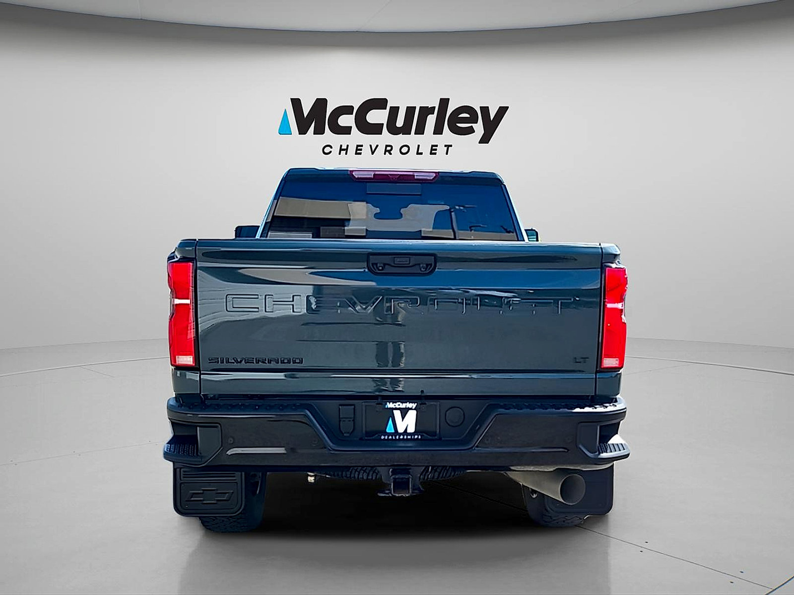 Used 2025 Chevrolet Silverado 3500 LT w/ Trail Boss Package AWD/4WD image 6