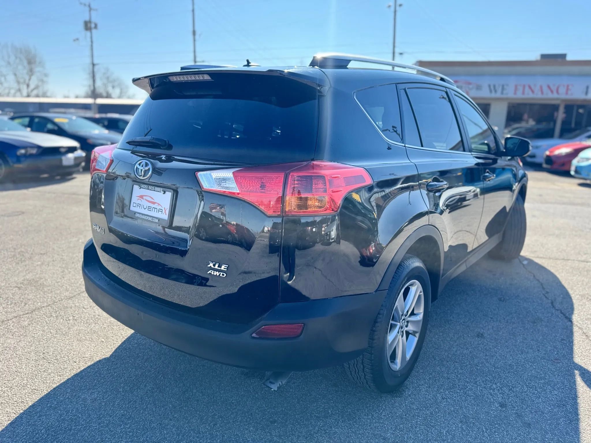 Used 2015 Toyota RAV4 XLE image 3