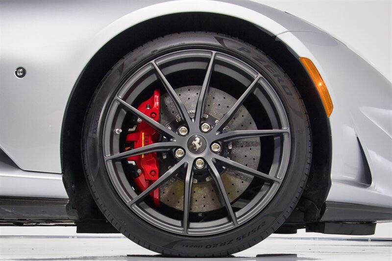 Used 2023 Ferrari 812 GTS RWD image 19