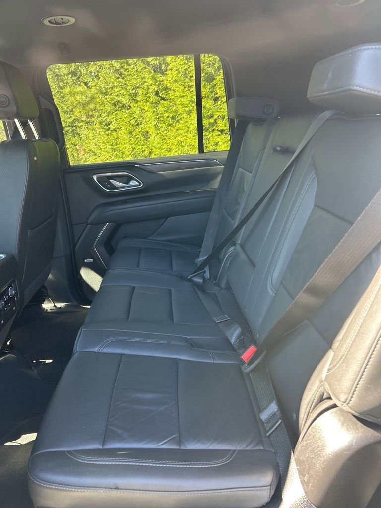 Used 2024 Chevrolet Suburban LT image 22