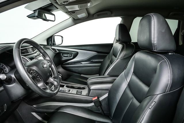 Used 2022 Nissan Murano SV FWD image 2