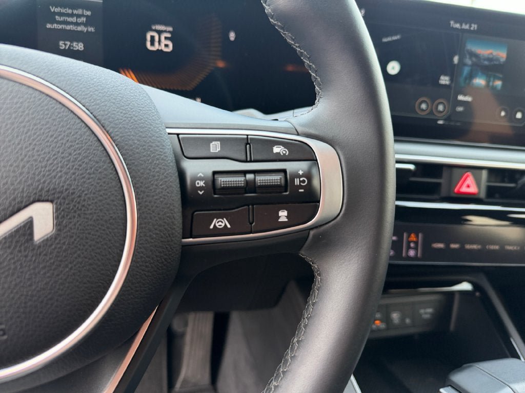 Used 2025 Kia K5 GT-Line FWD image 17