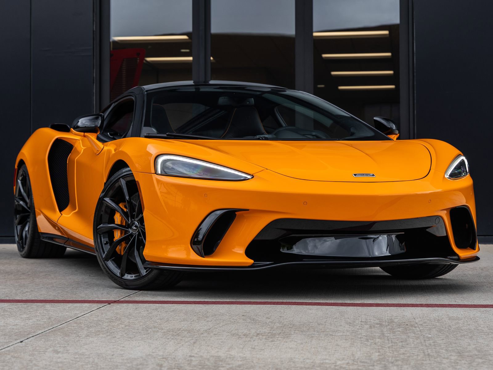 Used 2026 McLaren GTS RWD image 2