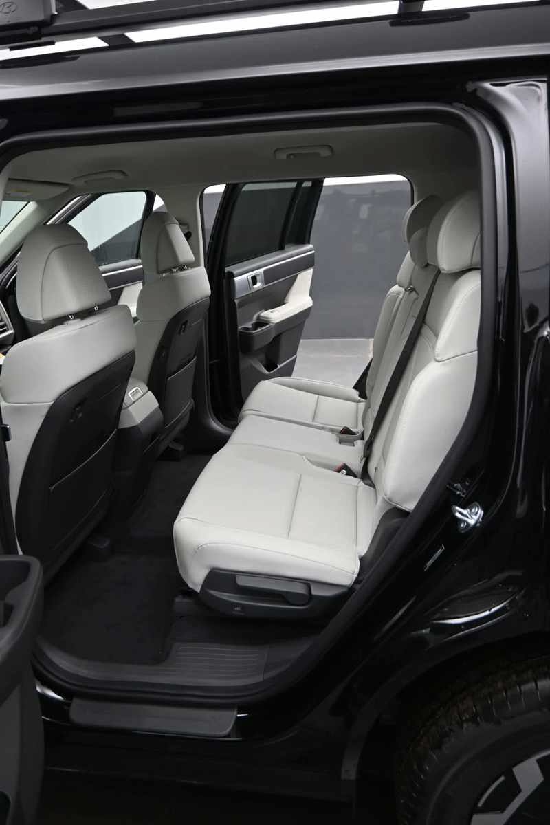 New 2026 Hyundai Santa Fe SEL AWD/4WD image 14